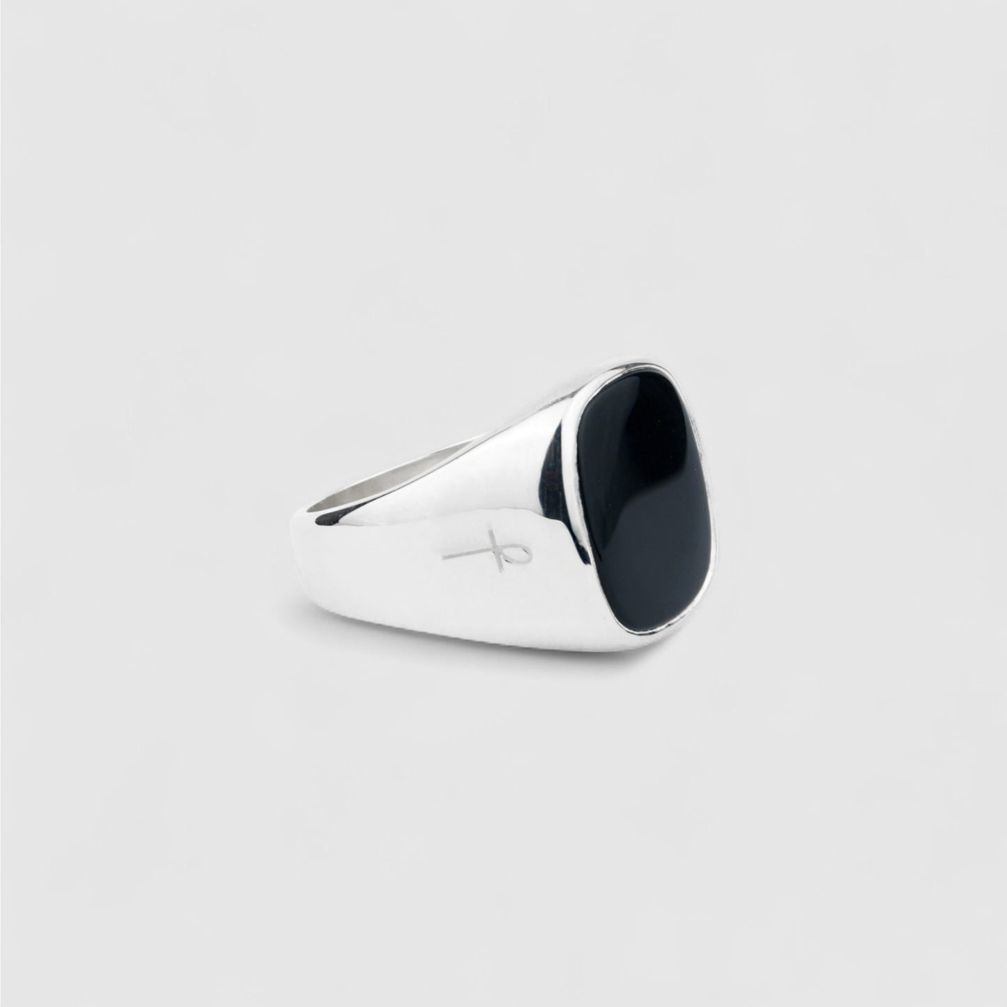 ONYX SQUARE SIGNET