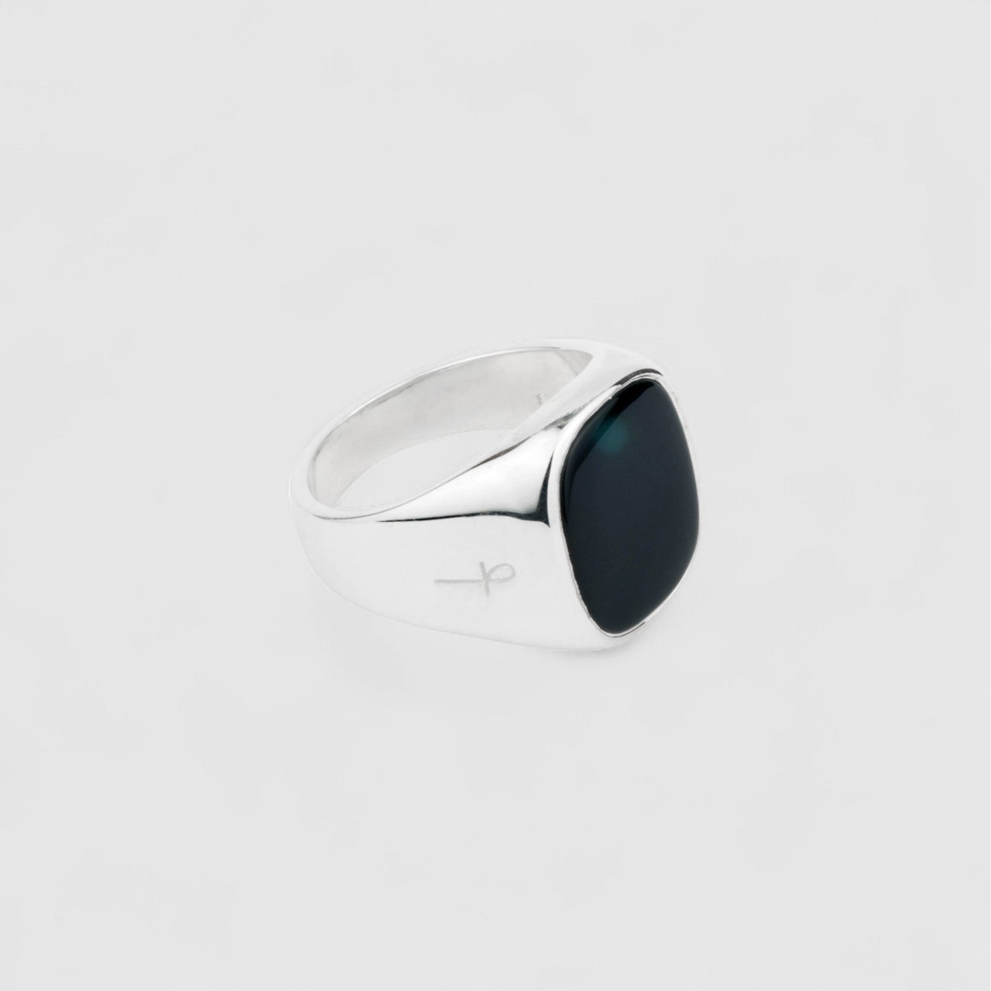 ONYX SQUARE SIGNET