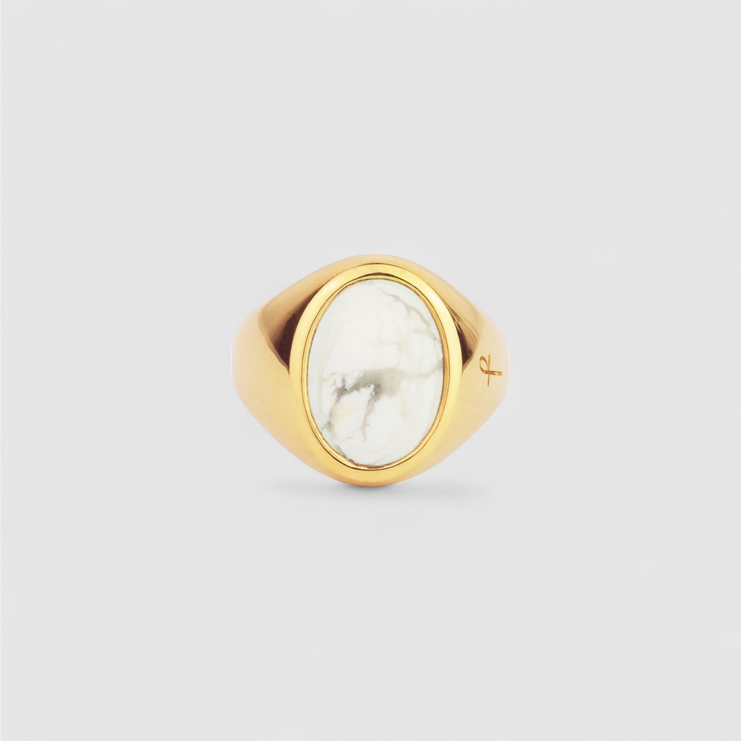 9CT GOLD HOWLITE SIGNET RING