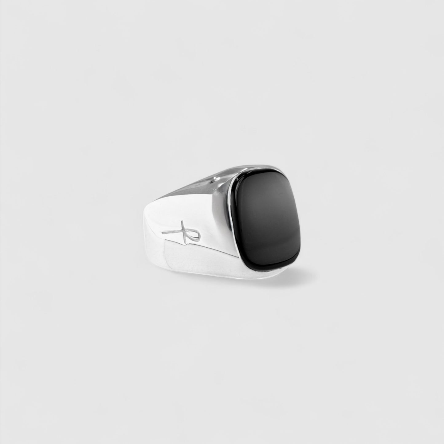 BLACK ONYX SIGNET (S)