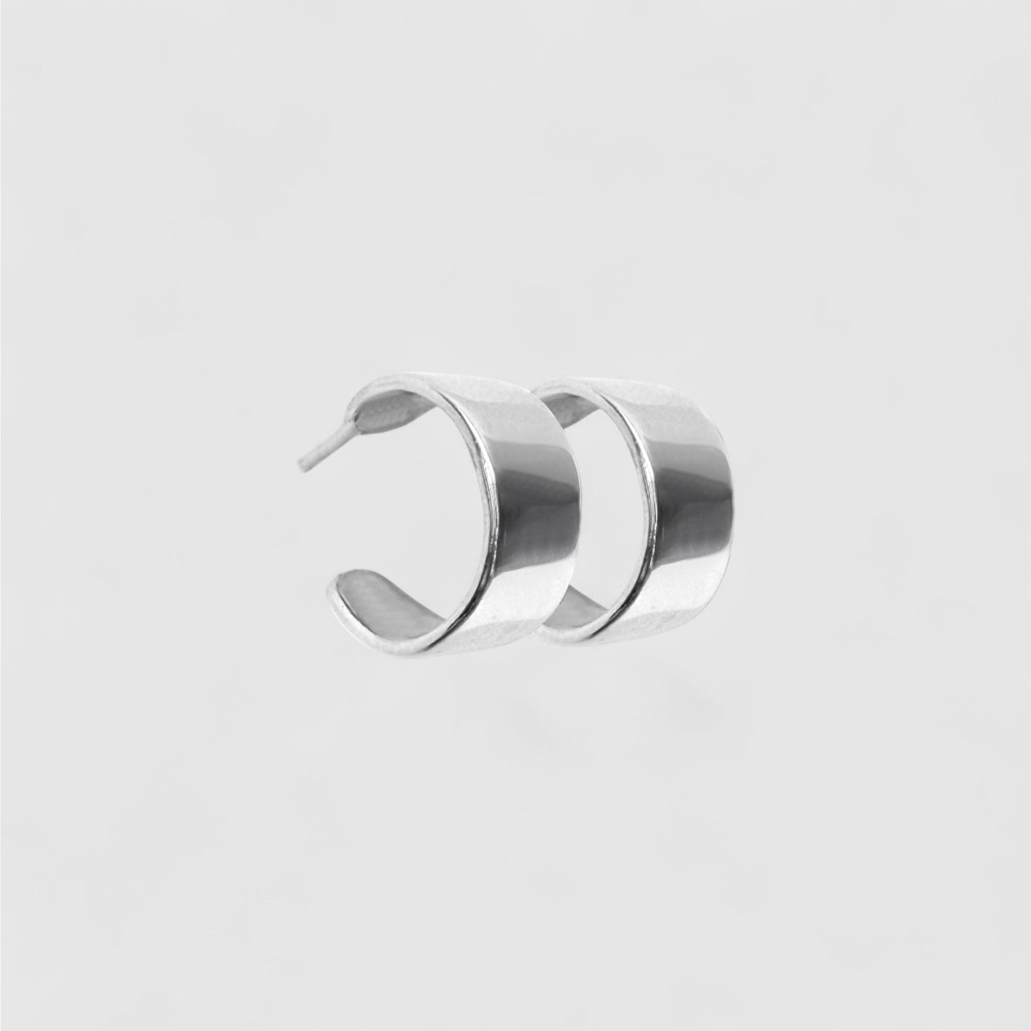 WIDE SILVER HUGGIE