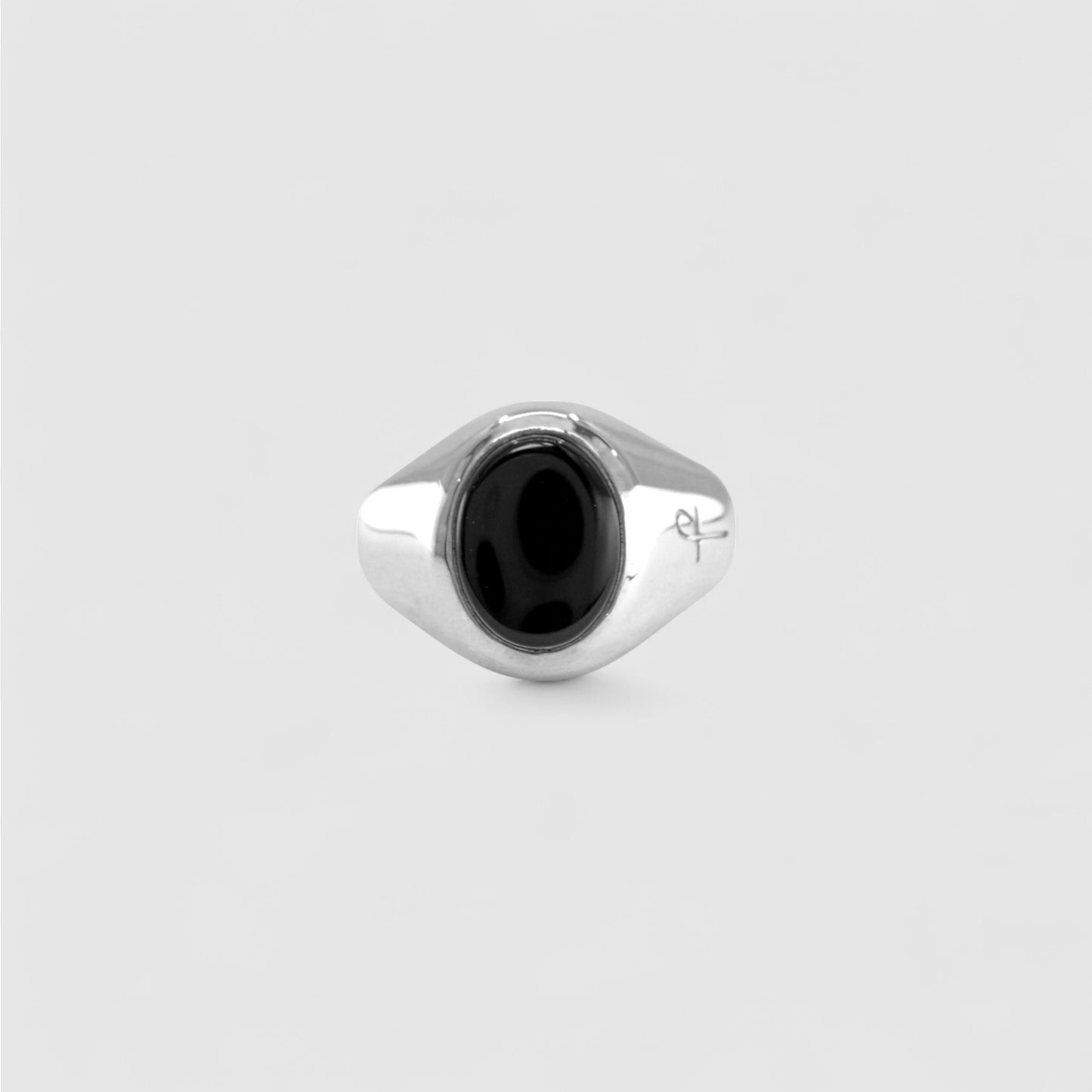 ONYX OVAL MINI SIGNET