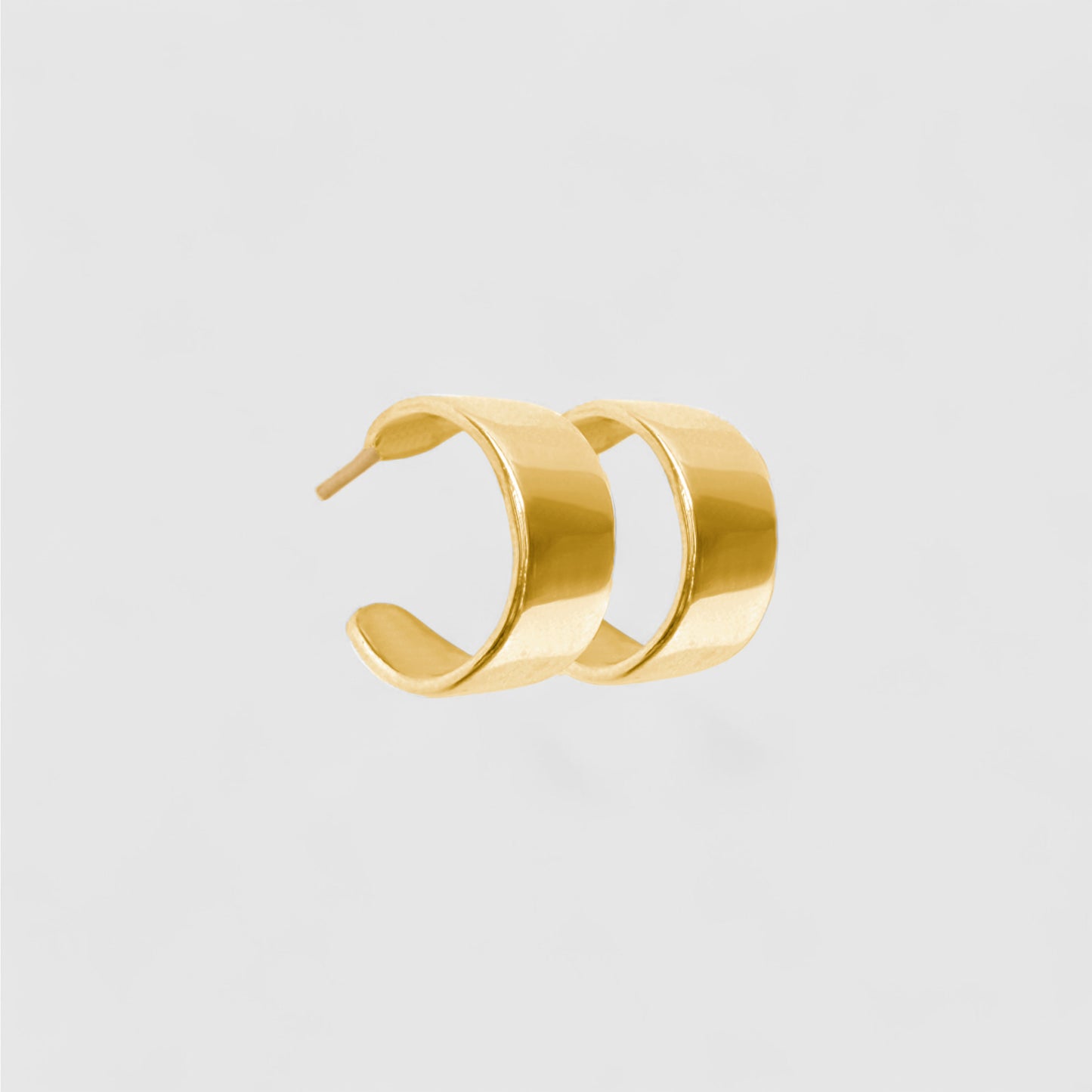 WIDE GOLD HUGGIE