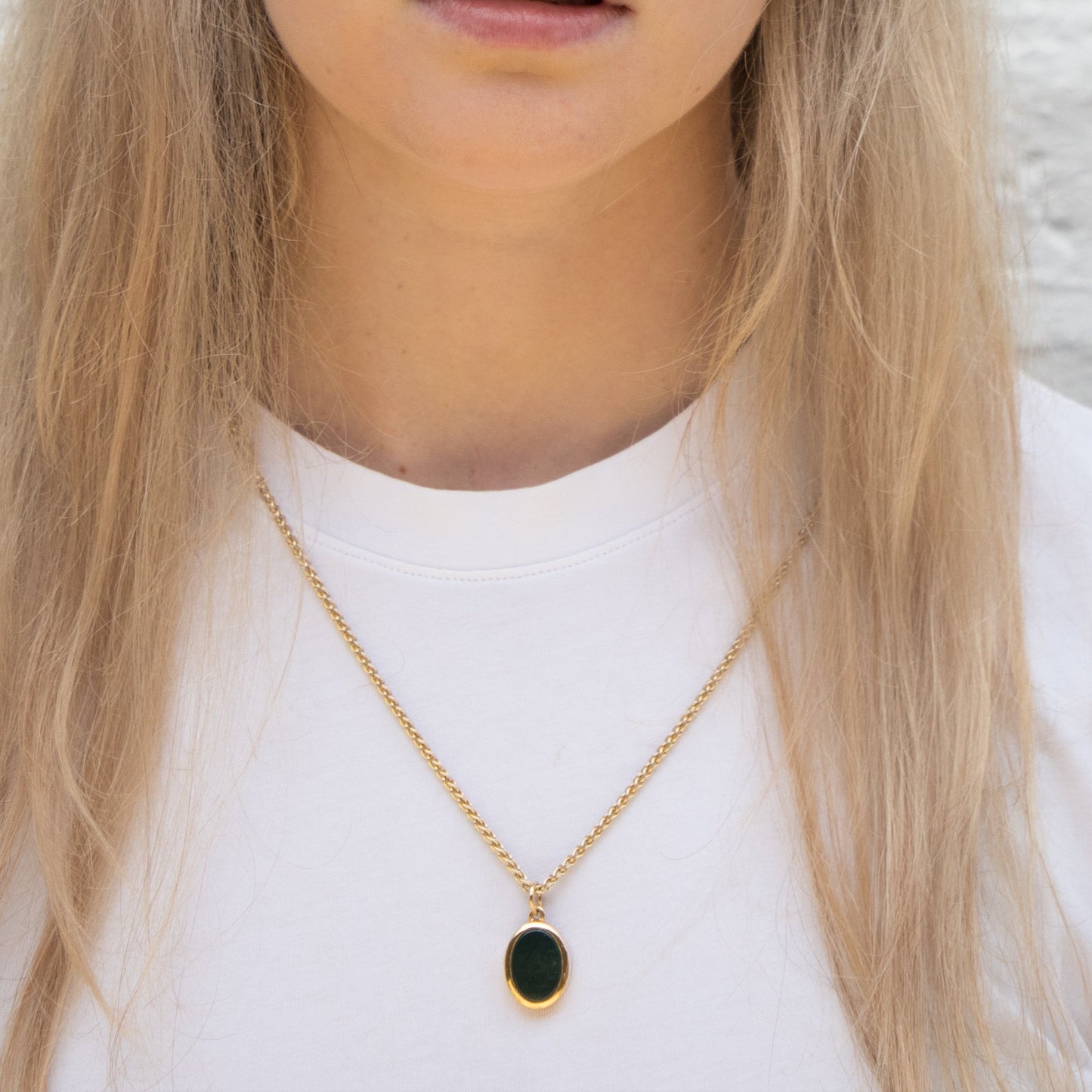 GREEN BLOODSTONE PENDANT GOLD