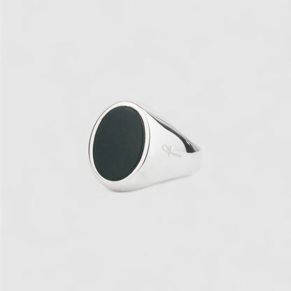 ONYX OVAL SIGNET