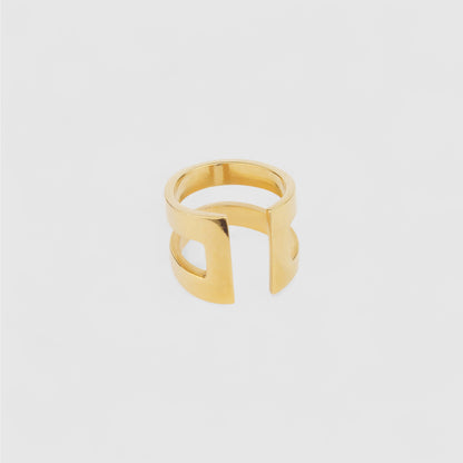9CT GOLD CARNABY RING