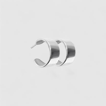 WIDE SILVER HUGGIE