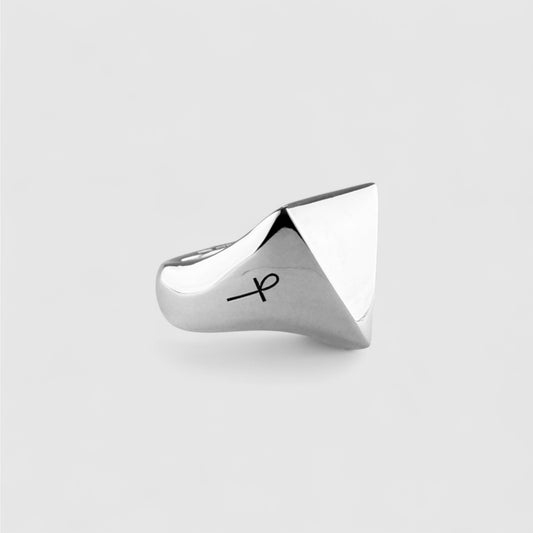 SILVER PYRAMID RING