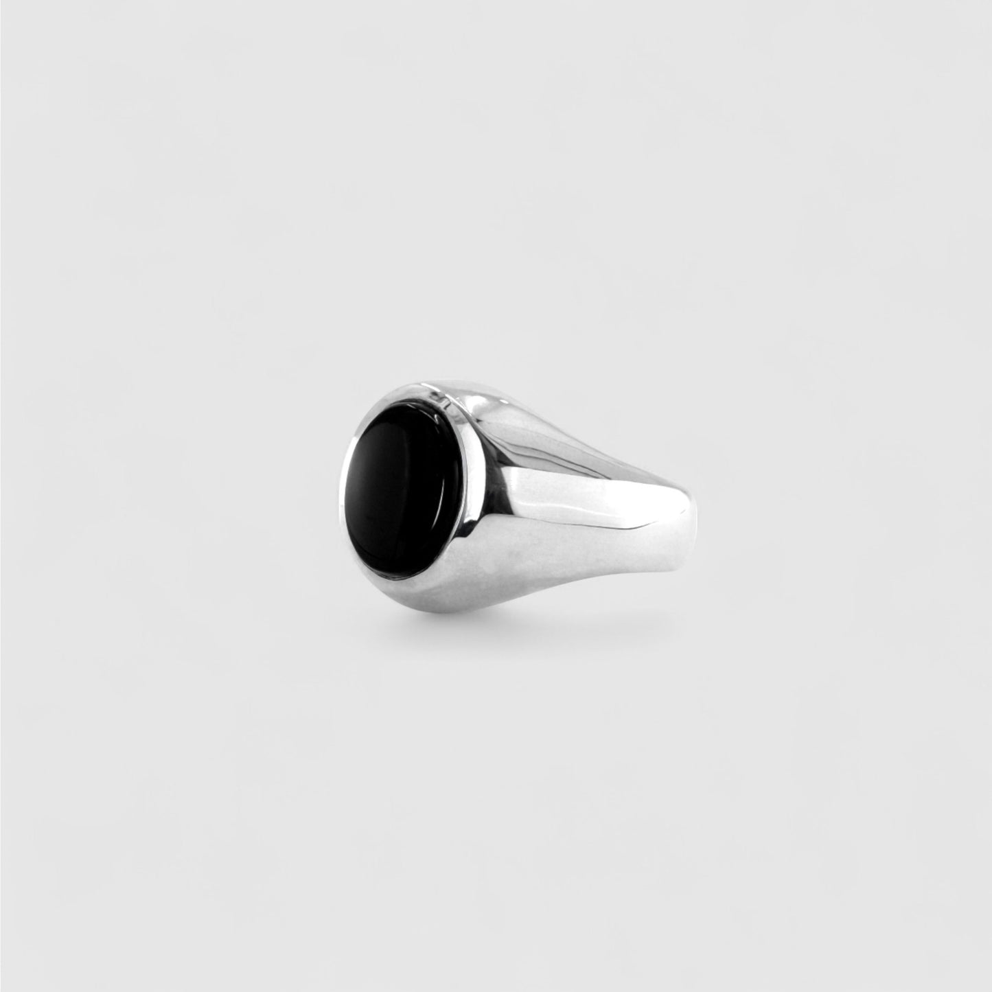 ONYX OVAL MINI SIGNET