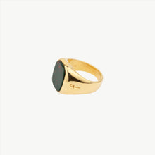 14K GOLD JAMESTOWN GREEN BLOODSTONE SQUARE STONE RING