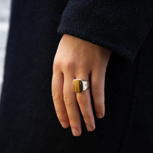 SILVER JAMESTOWN TIGER EYE SQUARE STONE RING